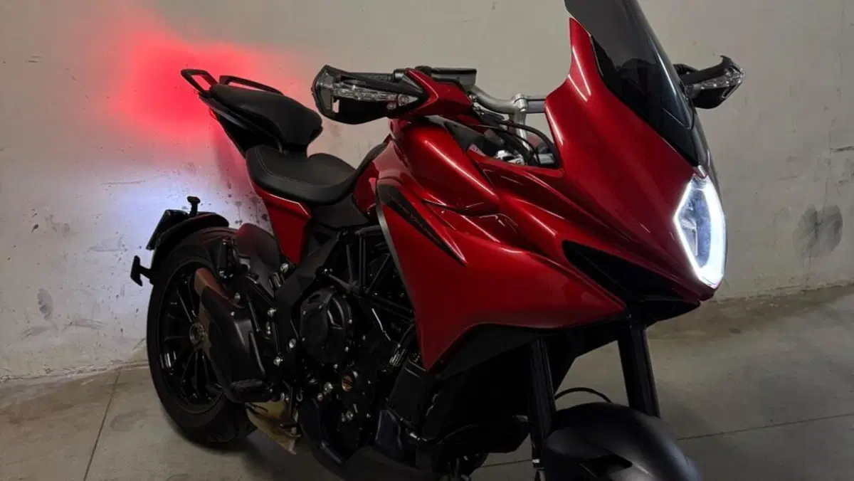 MV Agusta Turismo Veloce 800 R (2023 - 26)  (6)