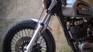 Suzuki GN 250  (5)