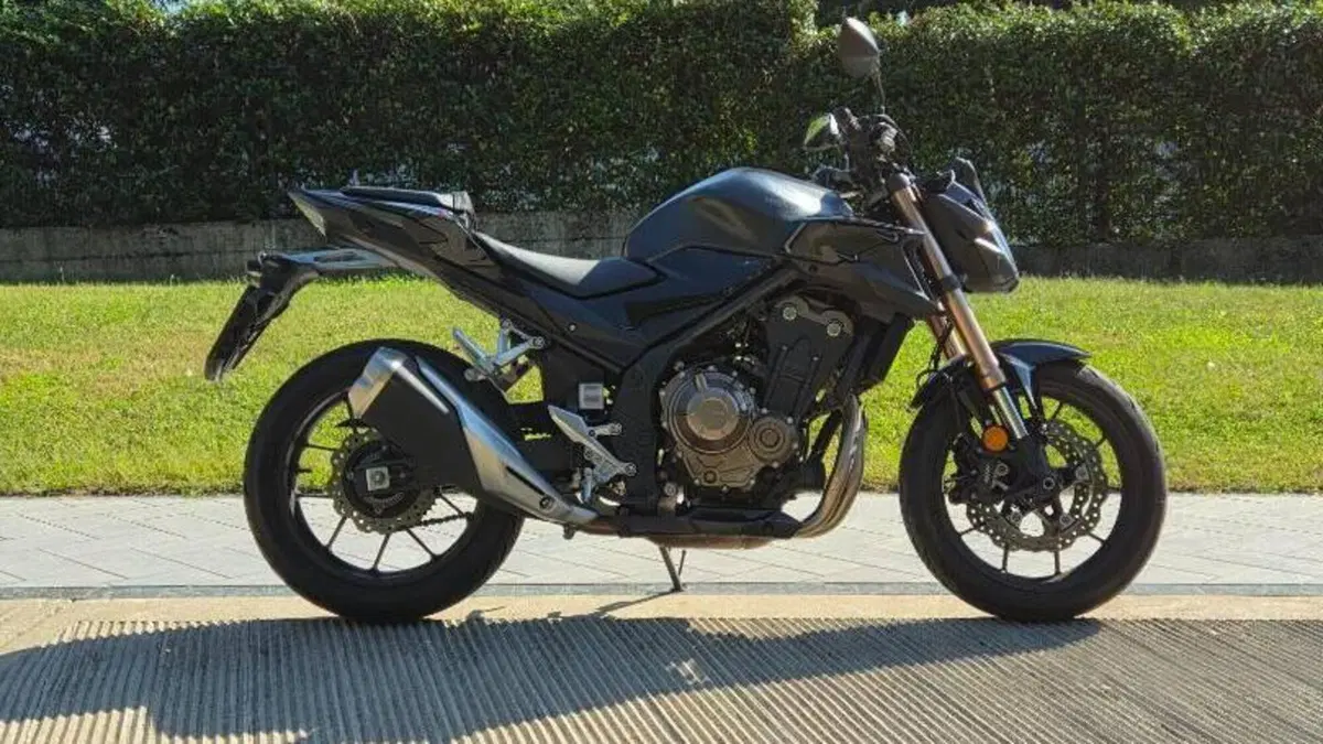 Honda CB 500 F (2022 - 23)  (2)
