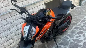 KTM 790 Duke L (2023 - 24) 