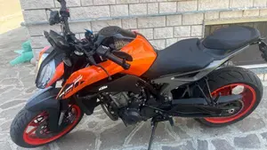 KTM 790 Duke L (2023 - 24)  (3)