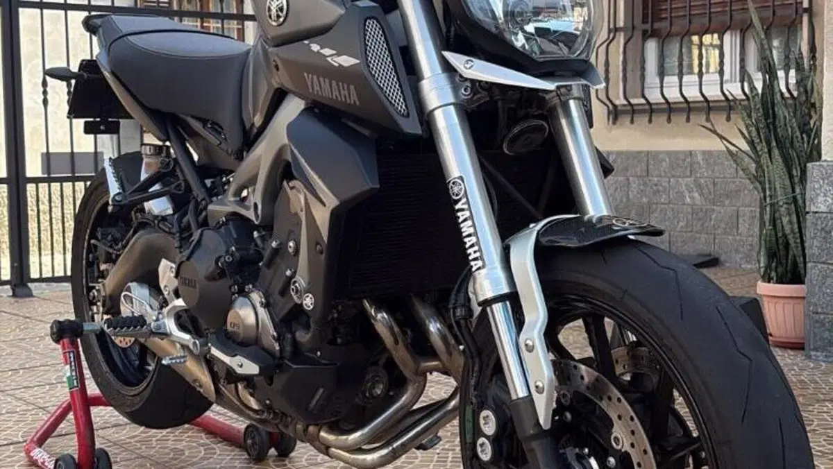 Yamaha MT-09 (2013 - 15) 