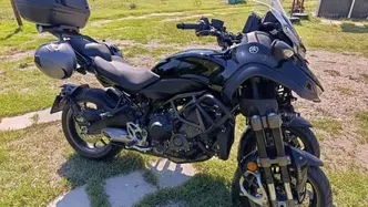 Yamaha Niken 890 GT (2023 - 26) usata