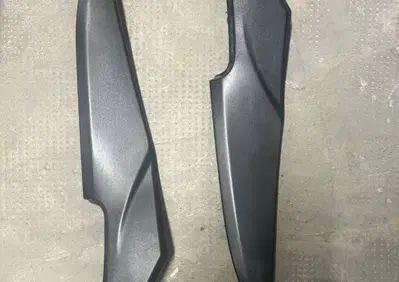 Coppia plastiche sotto serbatoio DX/SX Kawasaki ER - Annuncio 10104525