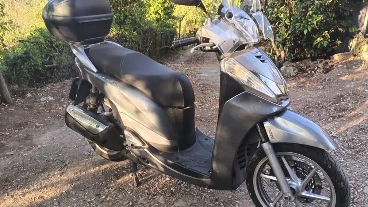 Honda SH 300 i ABS (2011 - 13)  (3)