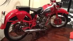 Moto Guzzi   (2)