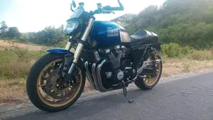 Yamaha XJR 1200  (5)