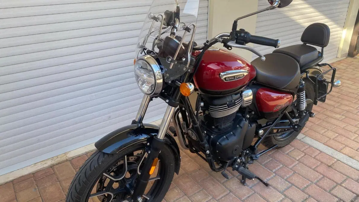 Royal Enfield Meteor 350 Aurora (2024 - 26) 