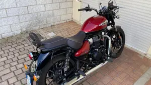 Royal Enfield Meteor 350 Aurora (2024 - 26)  (4)