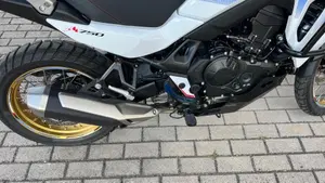 Honda Transalp XL750 (2025)  (3)