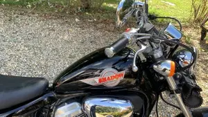 Honda VT 600 C Shadow (1989 - 02)  (3)