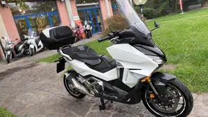Honda Forza 750 DCT Urban (2021 - 24)  (4)