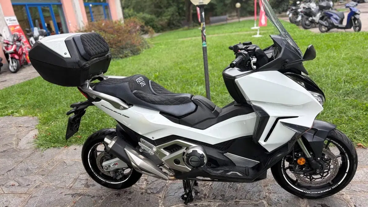 Honda Forza 750 DCT Urban (2021 - 24)  (5)