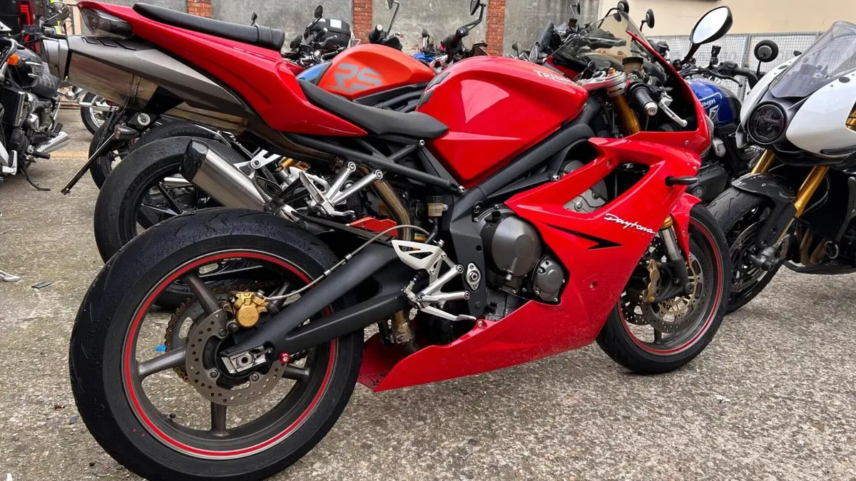 Triumph Daytona 675 (2006 - 08)  (3)
