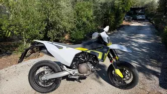 Husqvarna 701 Supermoto (2020) usata