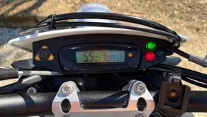 Husqvarna 701 Supermoto (2020)  (4)