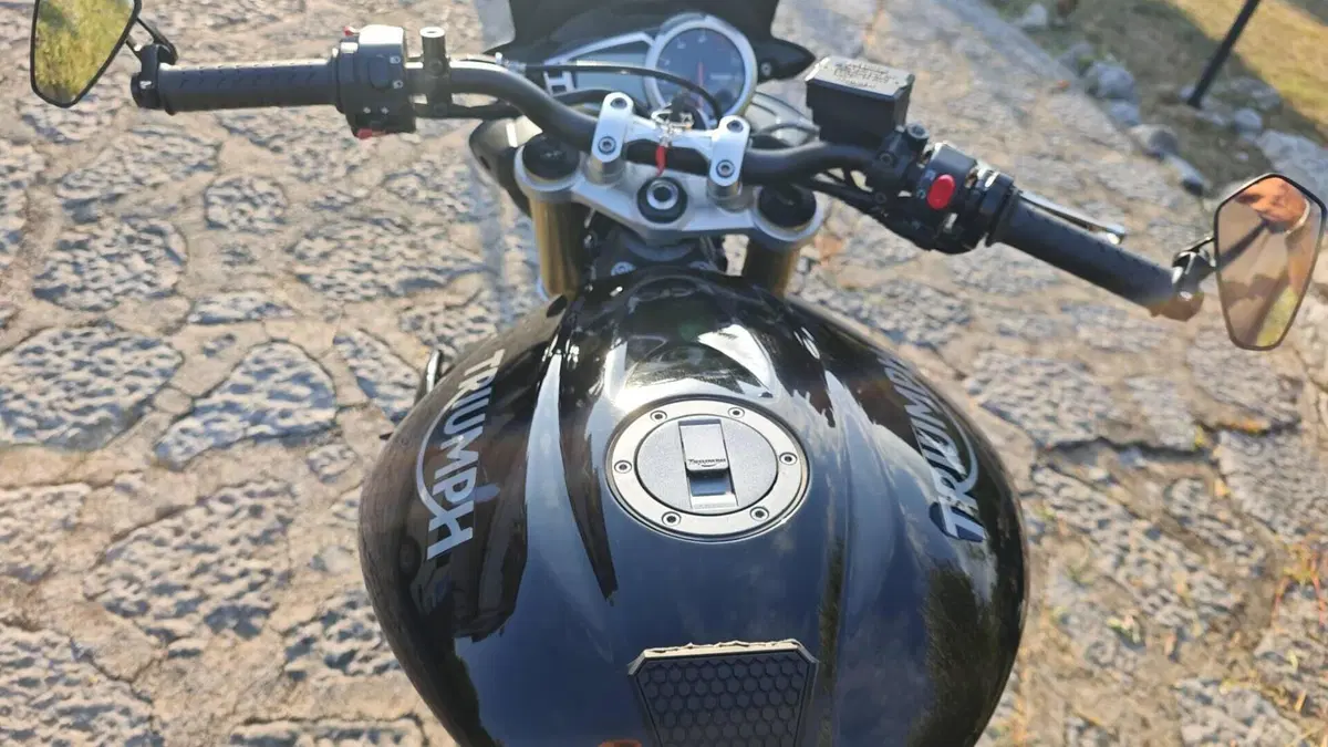 Triumph Street Triple R ABS (2013 - 17) 