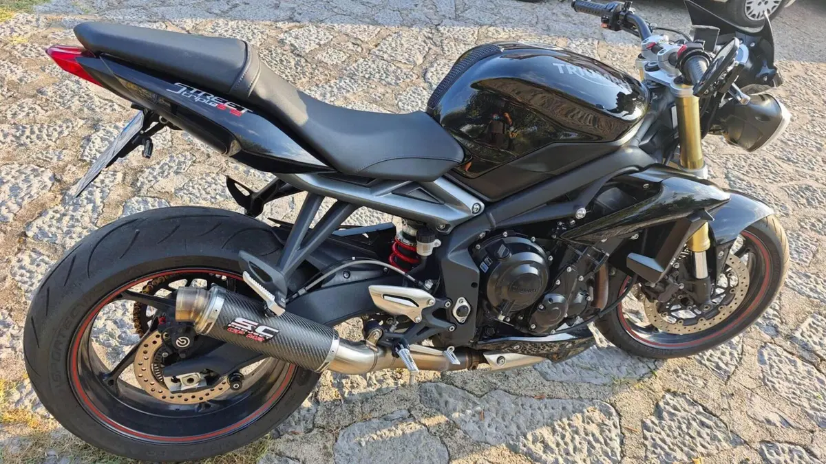 Triumph Street Triple R ABS (2013 - 17)  (4)