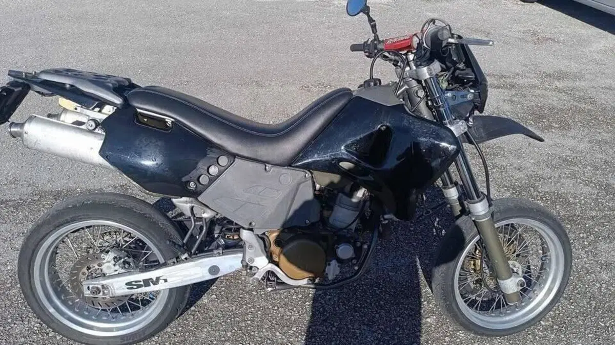 Husqvarna SM 610  (2)