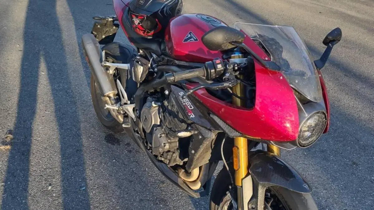 Triumph Speed Triple 1200 RR (2022 - 26)  (7)