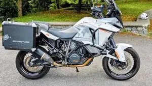 KTM 1290 Super Adventure (2015 - 16)  (5)