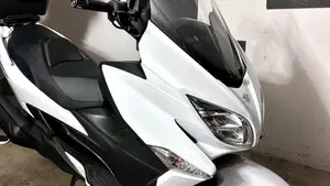 Suzuki Burgman AN 400 (2017 - 20)  (2)