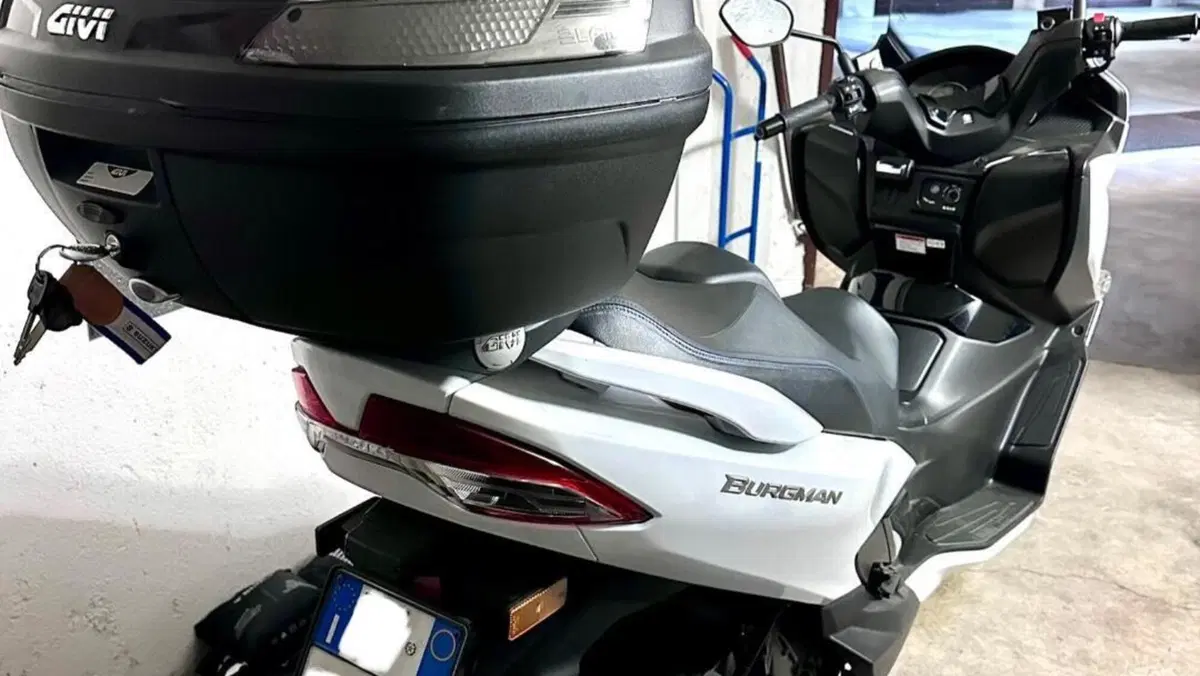 Suzuki Burgman AN 400 (2017 - 20)  (4)