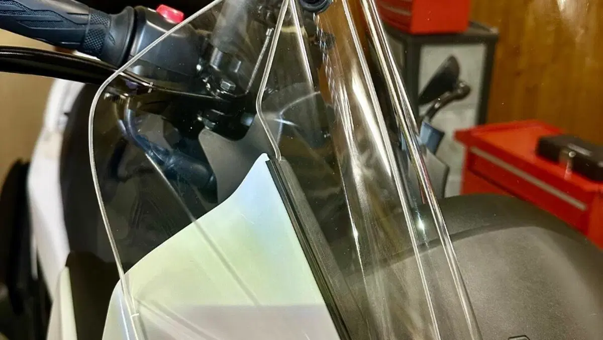 Suzuki Burgman AN 400 (2017 - 20)  (6)