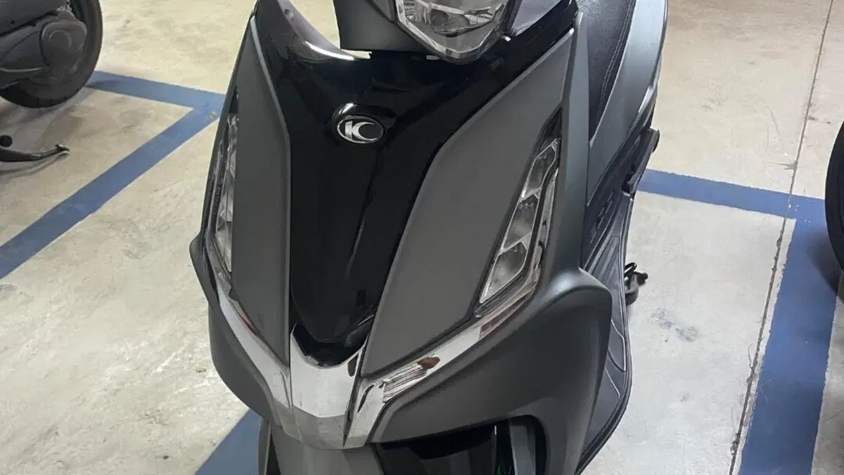 Kymco Agility 300i (2021 - 25)  (4)