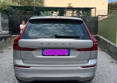 Volvo XC60 2.0 b4 Core auto (2)