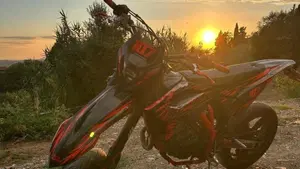 Betamotor RR 125 4T Motard LC (2021 - 23)  (2)