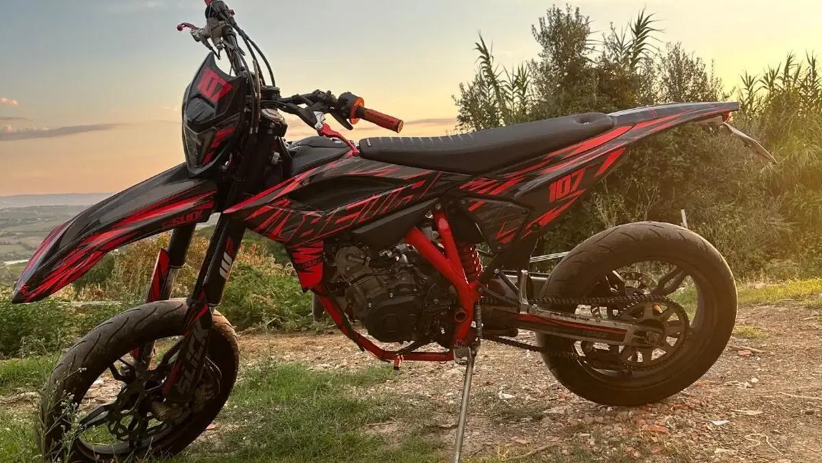 Betamotor RR 125 4T Motard LC (2021 - 23)  (3)