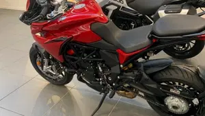 MV Agusta Turismo Veloce 800 R (2023 - 26)  (4)