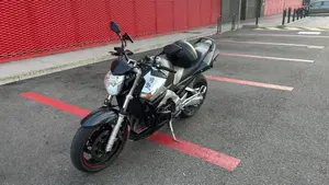 Suzuki GSR 600 (2006 - 11)  (3)