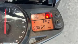 Suzuki GSR 600 (2006 - 11)  (6)