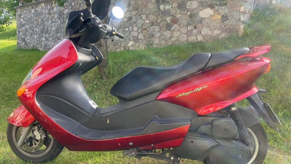 Yamaha Majesty 125 (2000 - 06) 