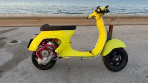 Piaggio Vespa 50 R  (2)