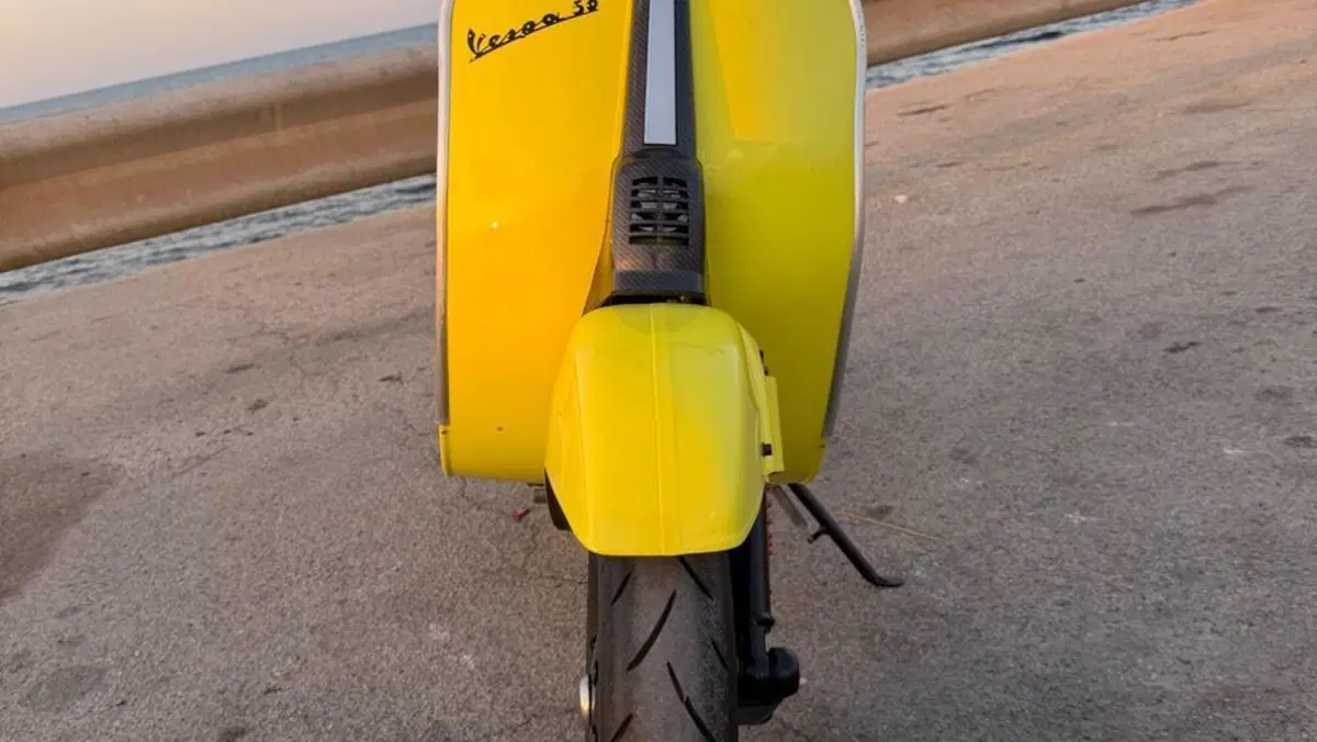 Piaggio Vespa 50 R  (12)