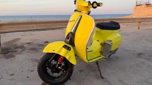 Piaggio Vespa 50 R  (13)