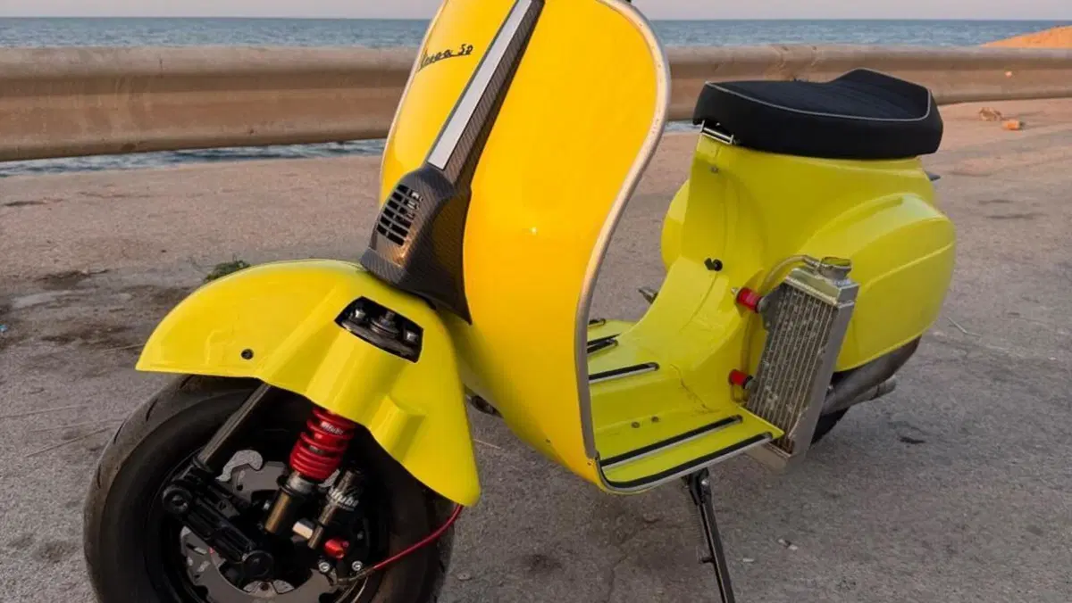 Piaggio Vespa 50 R  (15)