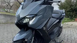 Yamaha T-Max 560 Tech Max (2021)  (6)