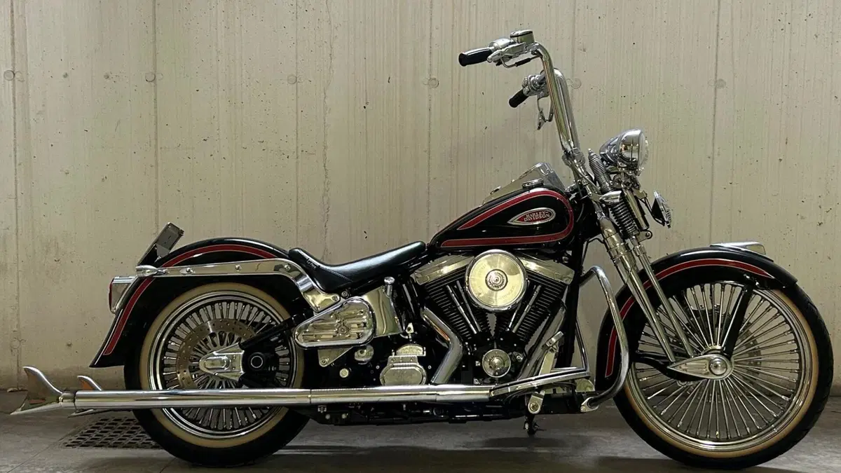 Harley-Davidson 1340 Heritage Springer (1997 - 99) - FLSTS 