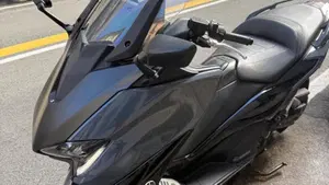 Yamaha T-Max 560 Tech Max (2021) 