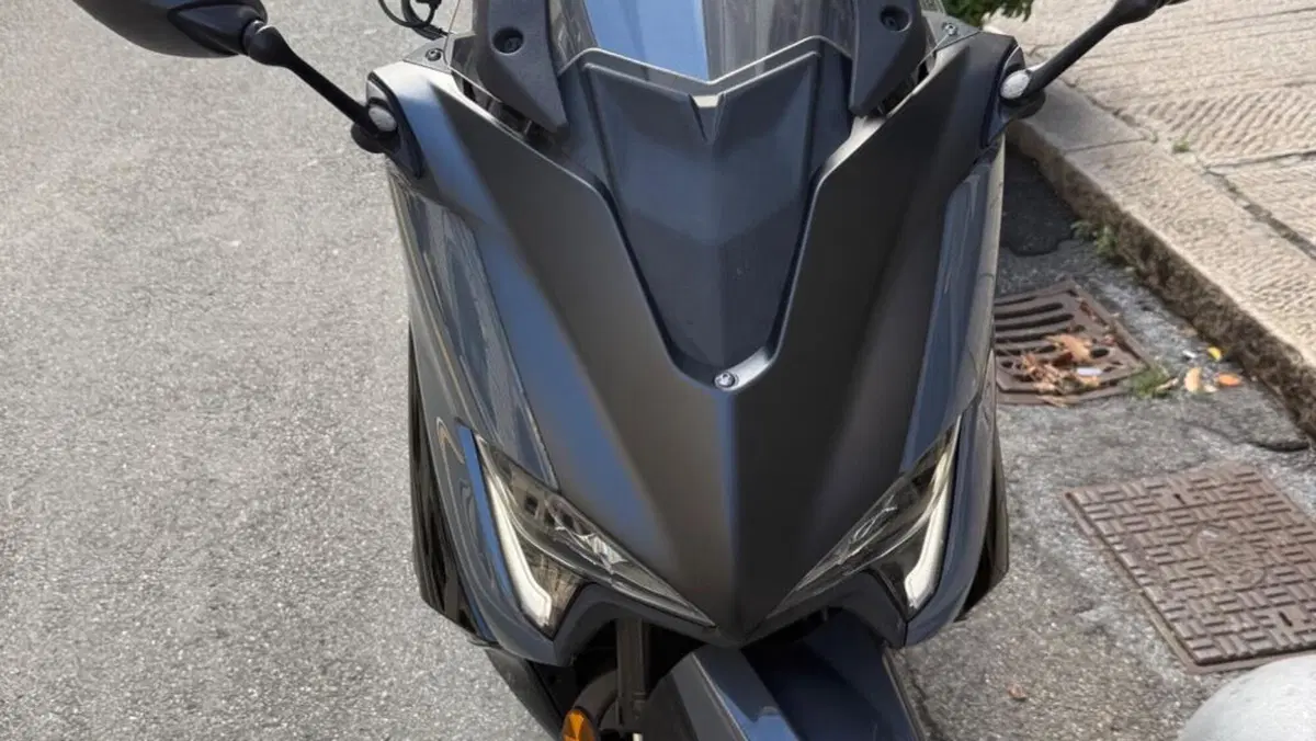 Yamaha T-Max 560 Tech Max (2021)  (6)