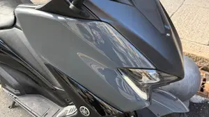 Yamaha T-Max 560 Tech Max (2021)  (7)