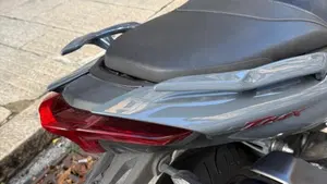 Yamaha T-Max 560 Tech Max (2021)  (14)