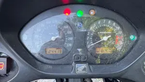 Honda CBF 600 (2004 - 06)  (5)