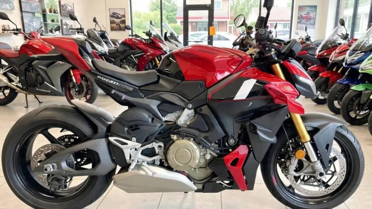 Ducati Streetfighter V4 S 100 (2026) 