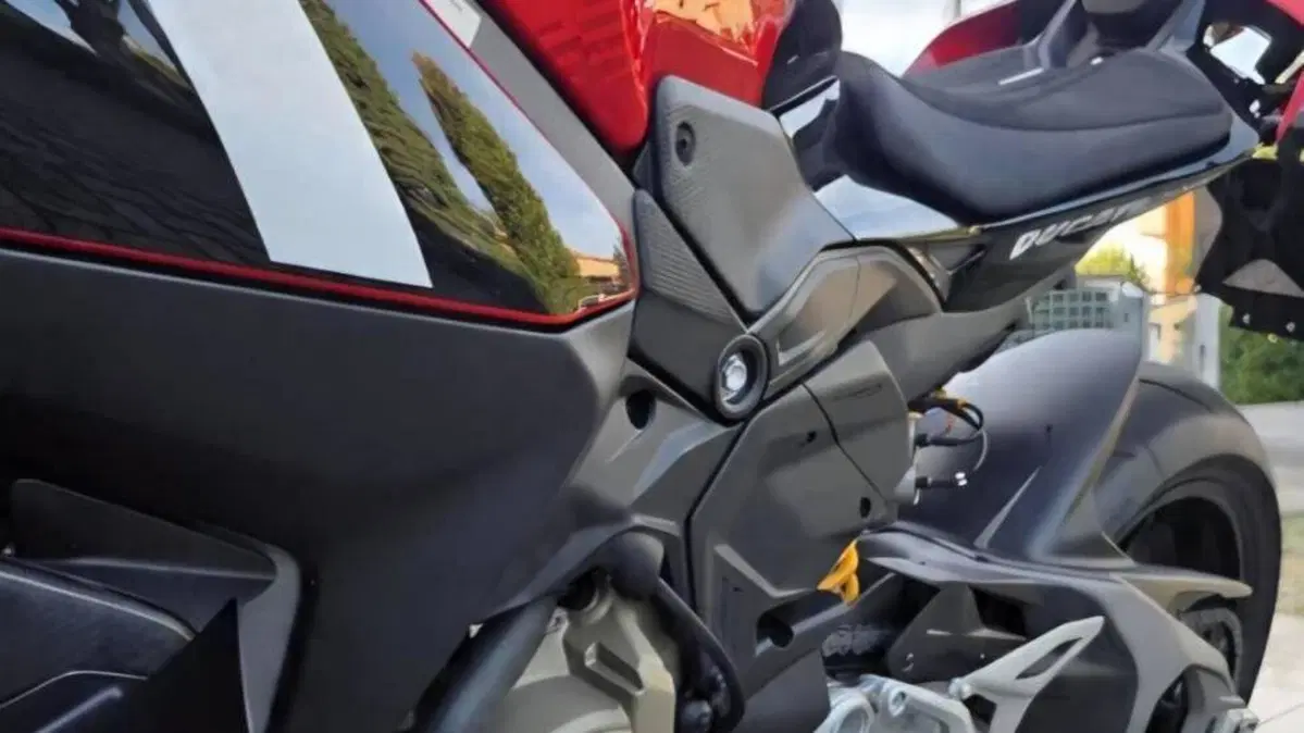 Ducati Streetfighter V4 S 100 (2026)  (5)