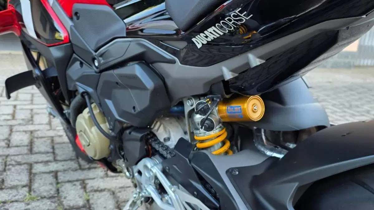 Ducati Streetfighter V4 S 100 (2026)  (10)